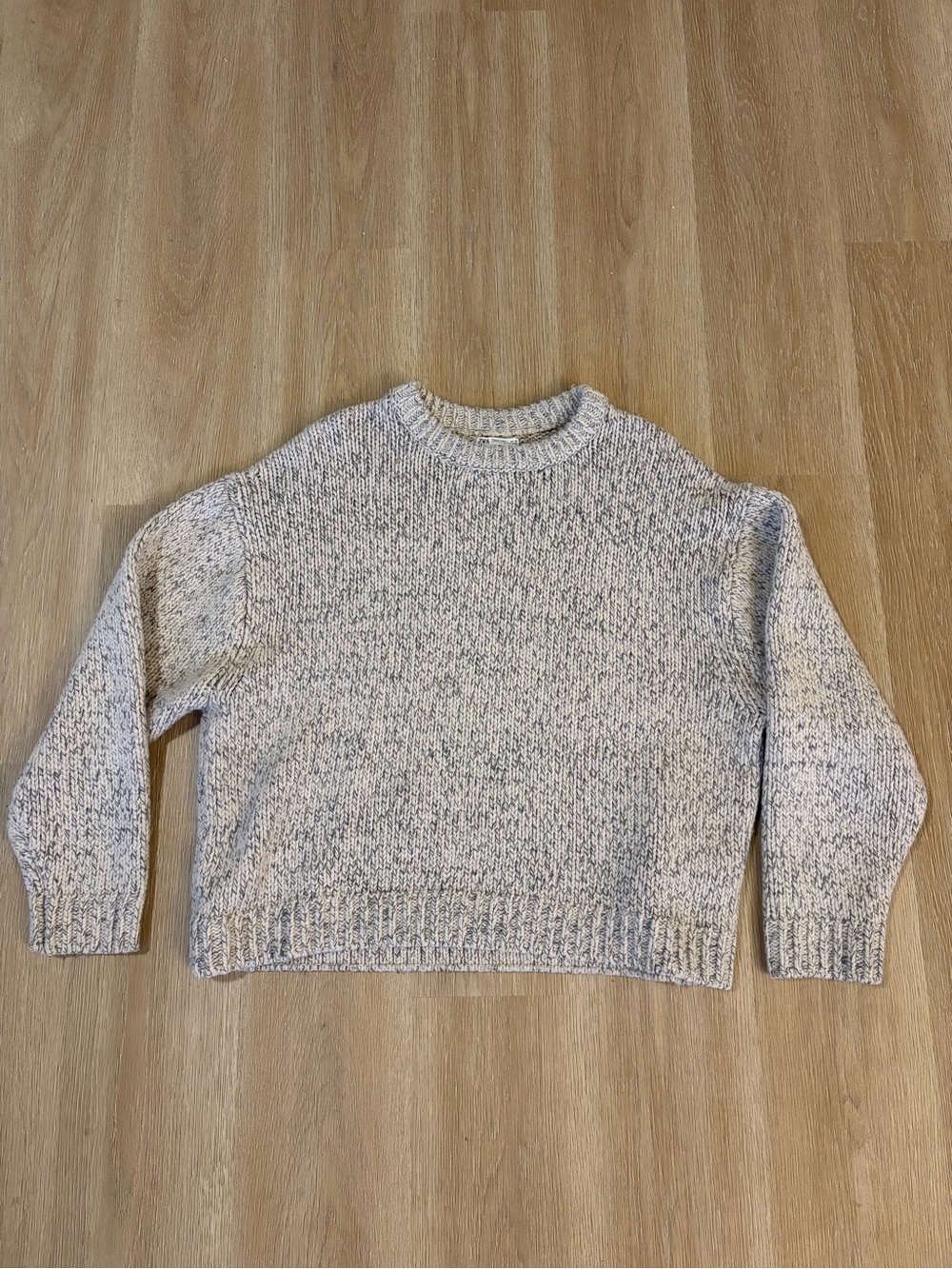 Zara Crewneck Sweater in Light Heather Gray